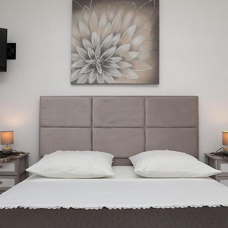 Apartments Itd Trogir Exterior photo